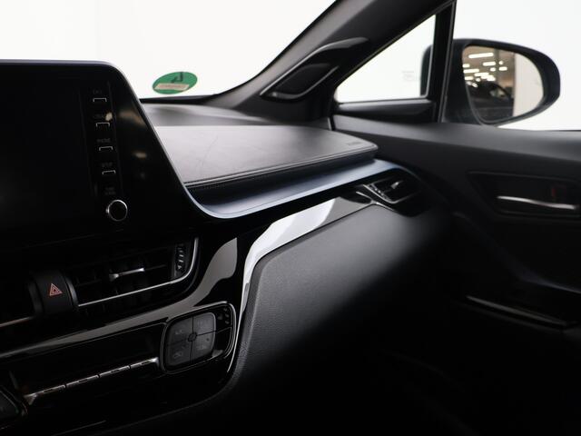 Toyota C-HR 1.8 Hybrid First Edition | NL dealeronderhouden | Trekhaak |