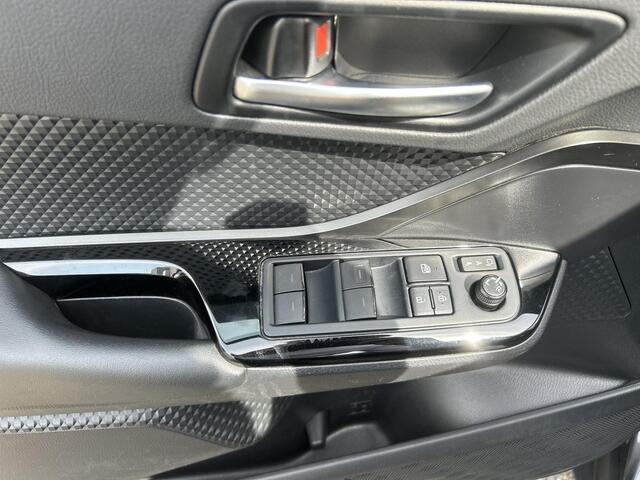 Toyota C-HR 1.8 Hybrid Style