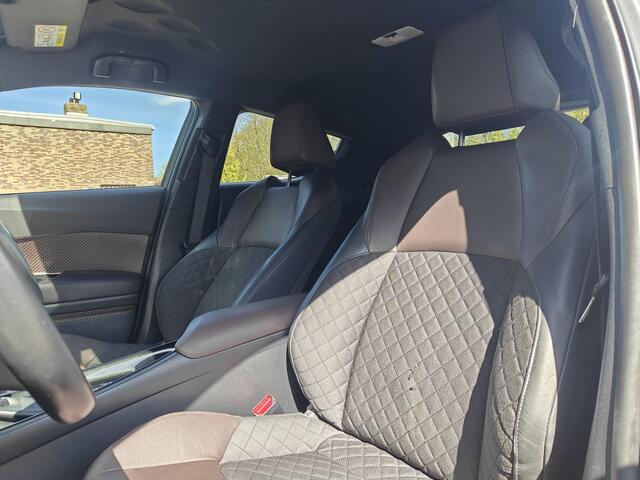 Toyota C-HR 1.8 Hybrid Executive