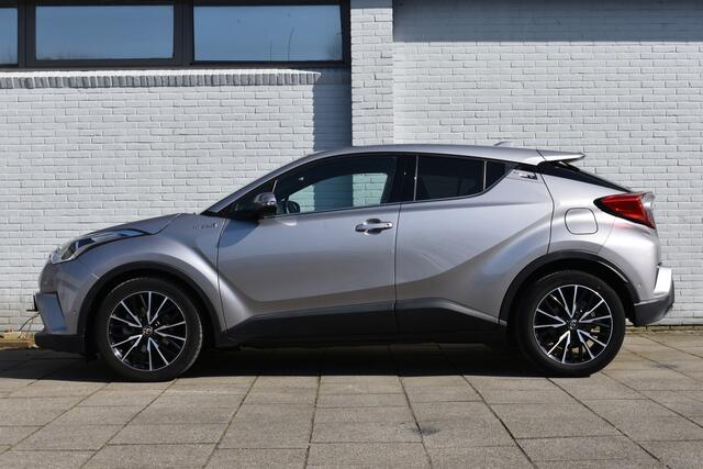 Toyota C-HR 1.8 Hybrid Executive Automaat 122pk | Keyless entry | Voorstoelen verwarmd | PDC |