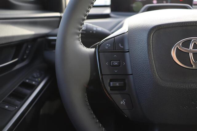 Toyota C-HR First Edition 77 kWh, Apple Carplay / Android Auto ,Adaptieve cruise control.