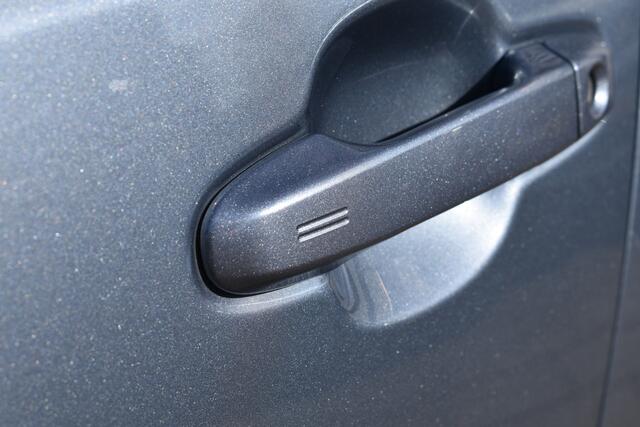 Toyota C-HR 2.0 Hybrid Executive Automaat 184pk | JBL | Stoel&Stuur verwarming | BSM | PDC | Keyless entry |