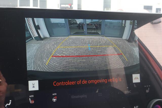 Toyota C-HR First Edition 77 kWh