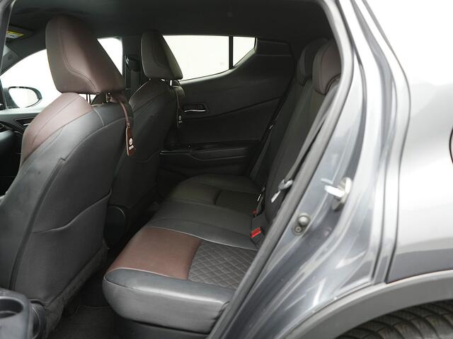 Toyota C-HR 1.8 Hybrid Executive | NL-Auto | LED verlichting | JBL-Audio |