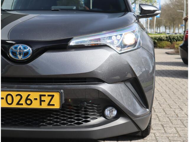 Toyota C-HR 1.8 Hybrid Style Navi / Camera / Climate / Cruise / Stoel-stuurverw