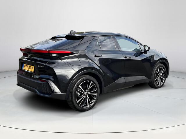 Toyota C-HR 2.0 Plug-in Hybrid 220 Executive | Navigatie | Apple CarPlay/Android auto | Achteruitrijcamera | Elektrisch achterklep