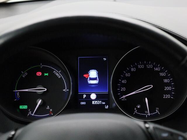 Toyota C-HR 1.8 Hybrid Business Plus | Climate Control / ECC | Licht metalen velgen 18 inch | Cruise control Adaptive | Connectiviteit, Navigatie | Half lederen bekleding zwart | Stoelverwarming | Xenon koplampen | Park Distance Control voor en achter | Achteruitrijc