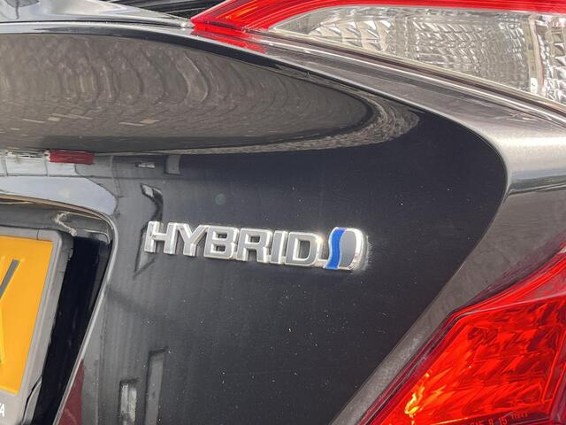 Toyota C-HR 1.8 Hybrid Executive | Winterset | 1e eigenaar | Dealeronderhouden |