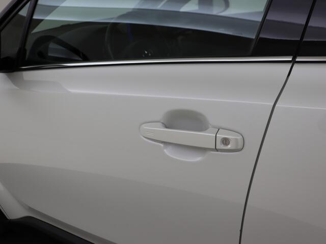 Toyota C-HR 1.8 Hybrid Bi-Tone Plus Trekhaak afneembaar | VOL LEDER | Dodehoekdetectie | JBL | Stoel/Stuurverwarming |