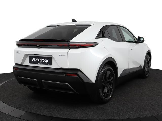 Toyota C-HR First Edition 77 kWh | Apple Carplay/Android Auto |