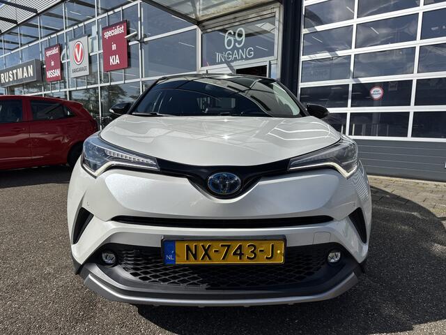 Toyota C-HR 1.8 Hybrid Bi-Tone Plus
