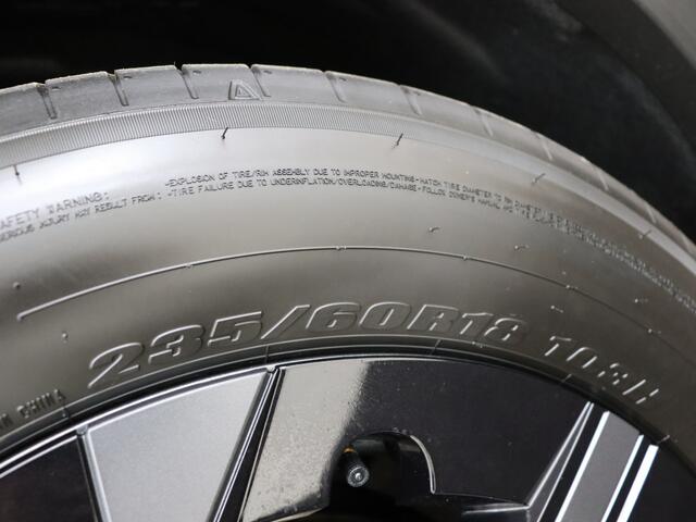 Toyota C-HR First Edition 77 kWh Demo auto