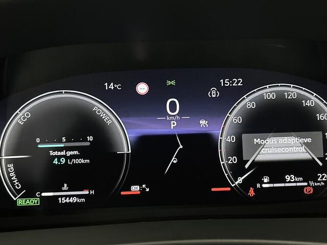 Toyota C-HR 1.8 Hybrid 140 First Edition | Groot Scherm | Elektrische achterklep | Bi-Tone |