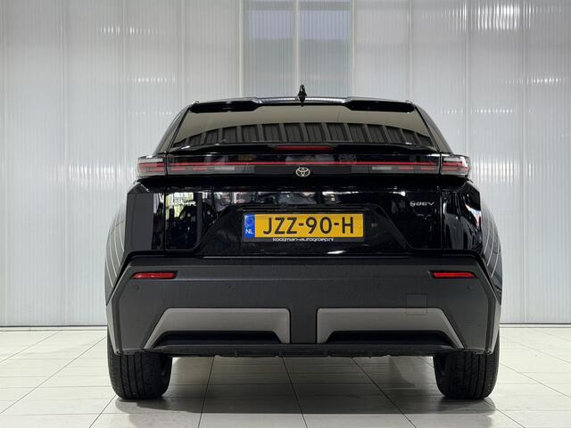 Toyota C-HR First Edition 77 kWh