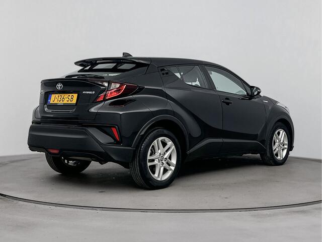 Toyota C-HR 1.8 Hybrid Active | Apple Carplay/Android Auto | Keyless start |