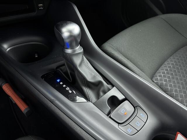 Toyota C-HR 1.8 Hybrid Active | Apple Carplay/Android Auto | Keyless start |