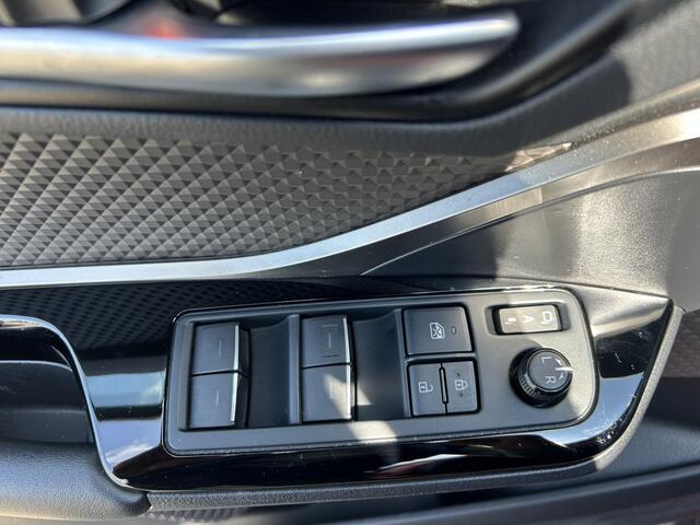 Toyota C-HR 2.0 Hybrid Launch Edition