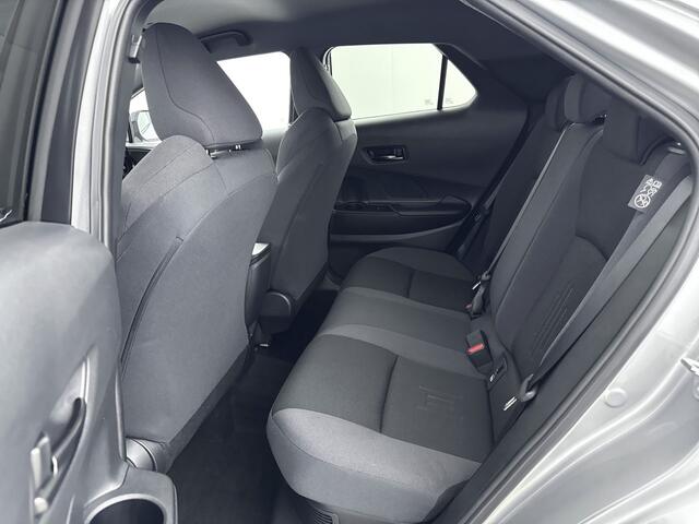 Toyota C-HR 1.8 Hybrid 140 Dynamic | Navigatie | Camera | LM velgen | Climate Control | Cruise Control Adaptief |