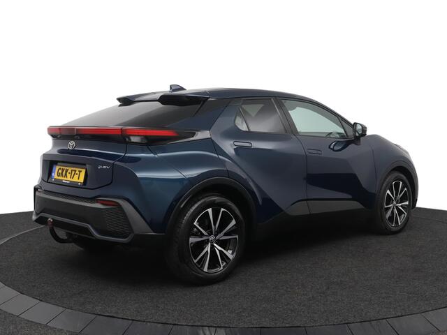 Toyota C-HR 1.8 Hybrid 140 First Edition | Navigatie | Trekhaak | 360 graden camera | Parkeersensoren |