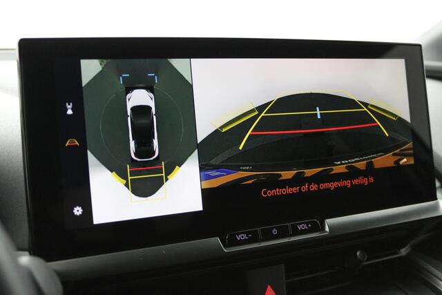 Toyota C-HR 1.8 Hybrid 140 First Edition | Navigatie | Trekhaak | 360 graden camera | Parkeersensoren |