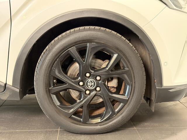 Toyota C-HR 1.8 Hybrid Bi-Tone | Stoelverwarming | BSM |