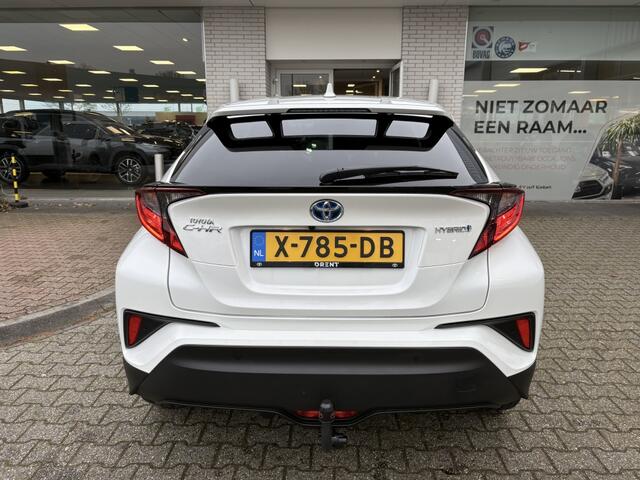 Toyota C-HR 1.8 Hybrid Executive | Bearlock | Sensoren v/a | Stuur+Stoelver