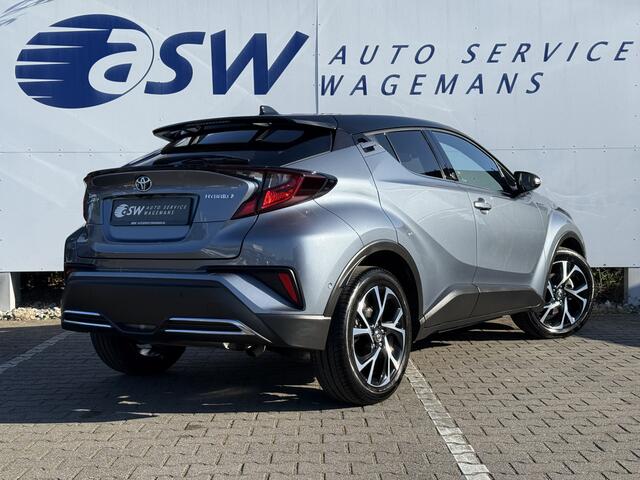 Toyota C-HR 2.0 Hybrid Team D Bi-Tone | CarPlay | ACC | Camera | Keyless | 18 inch