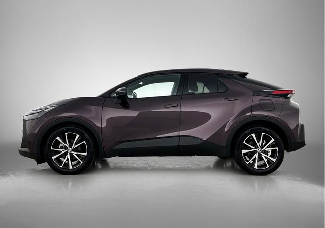 Toyota C-HR 1.8 Hybrid 140 First Edition Limited+ | Navigatie | Stoel- en Stuurverwarming | Parkeersensoren voor+achter | Groot Scherm | Bi-LED |