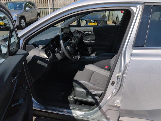 Toyota C-HR 1.8 Hybrid Executive | Navigatie | Apple CarPlay/Android auto | Achteruitrijcamera | Stoel en stuurverwarming