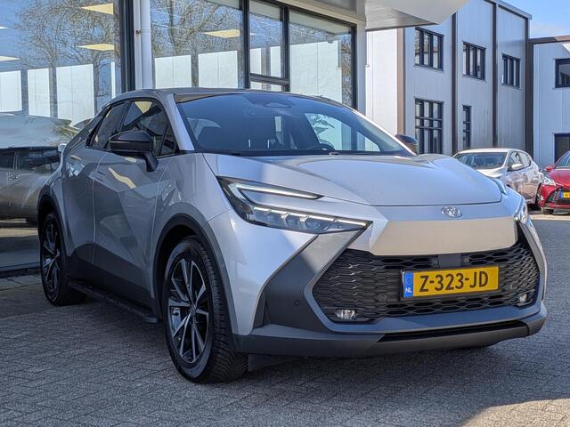 Toyota C-HR 1.8 Hybrid 140 First Edition | Treeplanken | Trekhaak | All-Season | 360 cam. | Dodehoek | Elek. achterklep | PDC V+A | Prisma-LED