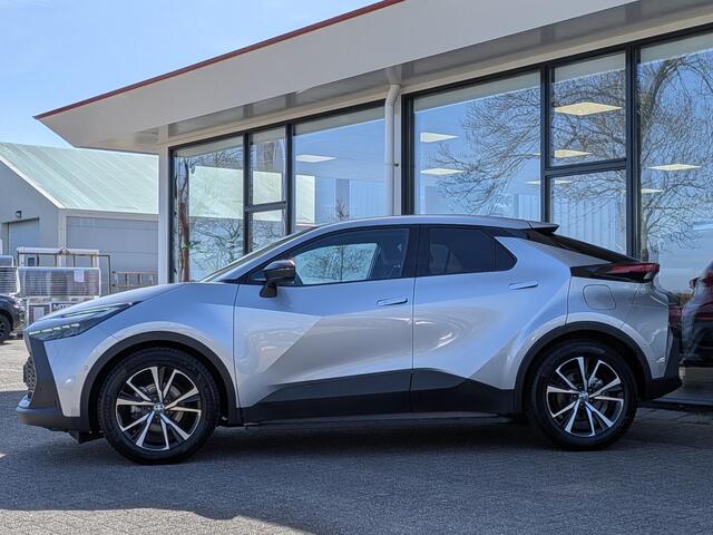 Toyota C-HR 1.8 Hybrid 140 First Edition | Treeplanken | Trekhaak | All-Season | 360 cam. | Dodehoek | Elek. achterklep | PDC V+A | Prisma-LED
