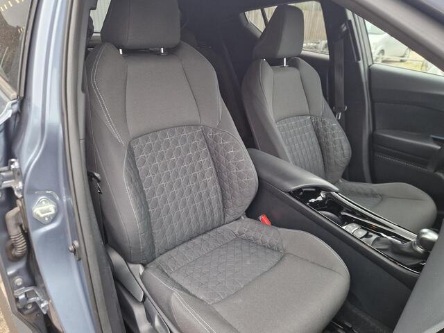 Toyota C-HR 2.0 Hybrid Business Plus 180 pk