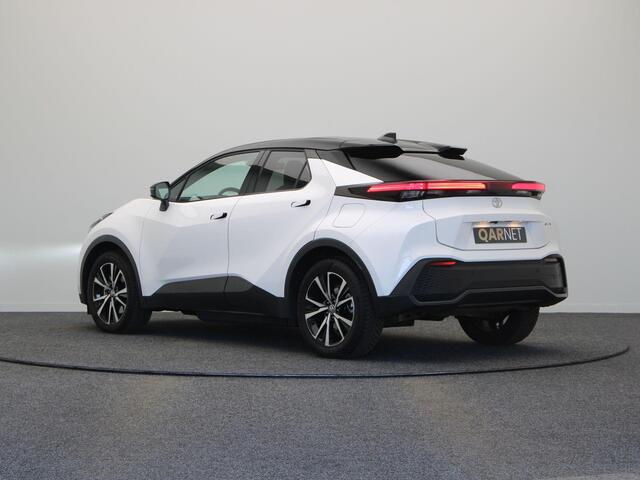 Toyota C-HR 2.0 Plug-in Hybrid 220 First Edition | Stoel- en stuurwielverwarming | Voorruitverwarming | Keyless Entry | All Season Banden |