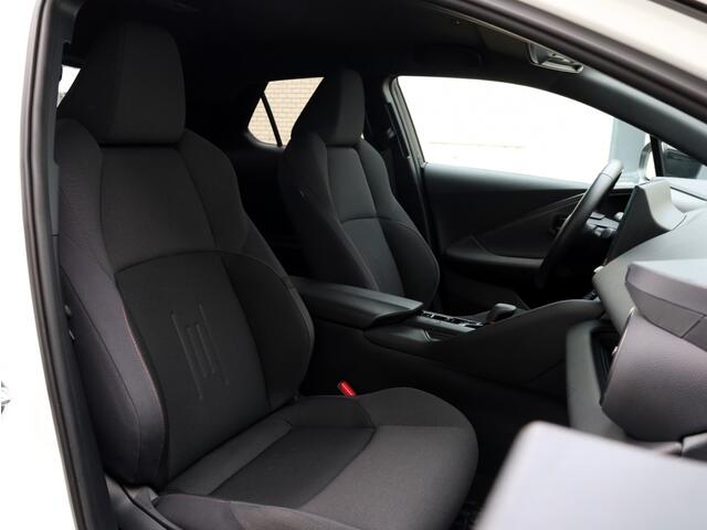 Toyota C-HR 2.0 PHEV 220 Dynamic | Bi-Tone | Stuurwielverwarming | Dodehoek