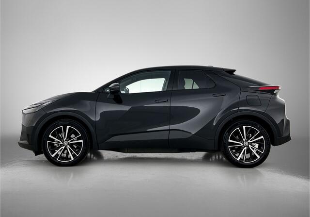 Toyota C-HR Plug-in Hybrid 220 Executive