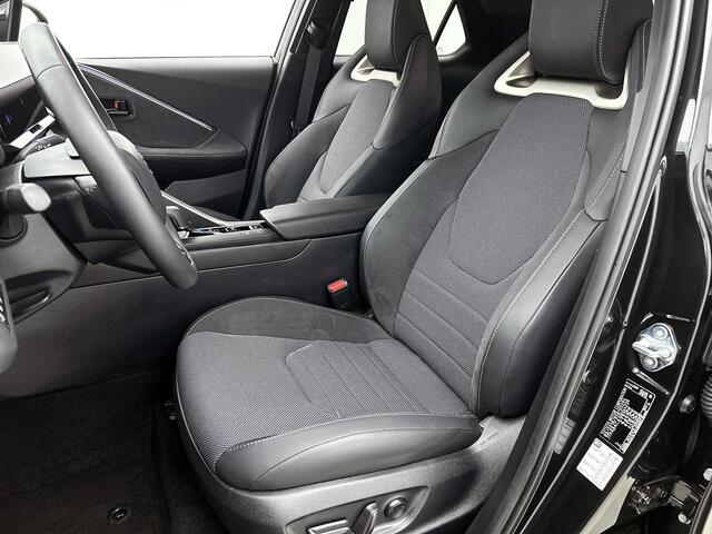 Toyota C-HR Plug-in Hybrid 220 Executive