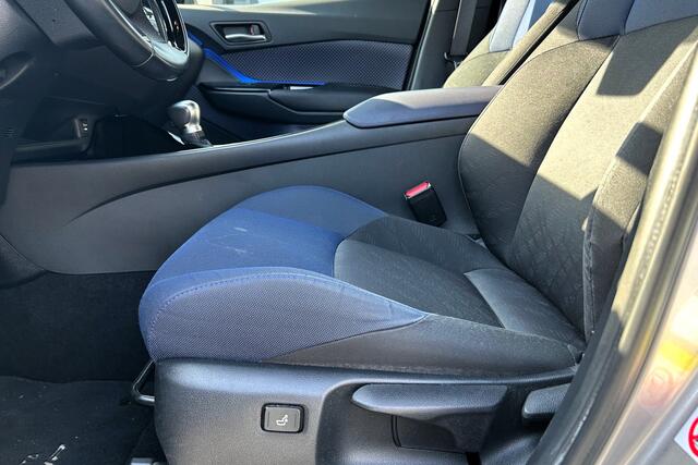 Toyota C-HR 1.8 Hybrid Bi-Tone ACC NAVI KEYLESS 75745KM!