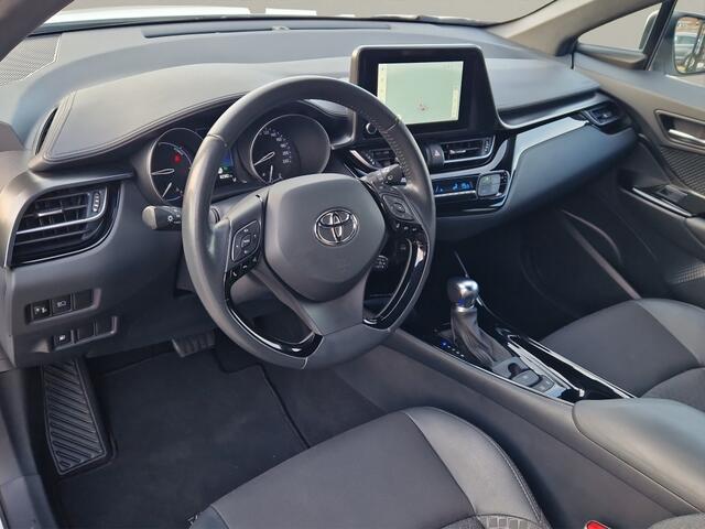 Toyota C-HR 1.8 Hybrid Style Trekhaak - NL Auto - Dodehoek Detectie