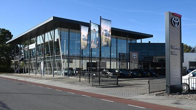 Toyota C-HR First Edition 77 kWh