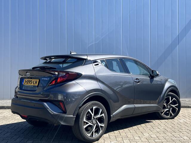 Toyota C-HR 1.8 Hybrid Dynamic NL Auto Parkeersensoren Navi Carplay adpt Cruise