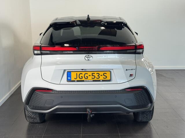 Toyota C-HR 2.0 Plug-in Hybrid 220 GR SPORT | Origineel NL | Trekhaak | All season | Nieuw!