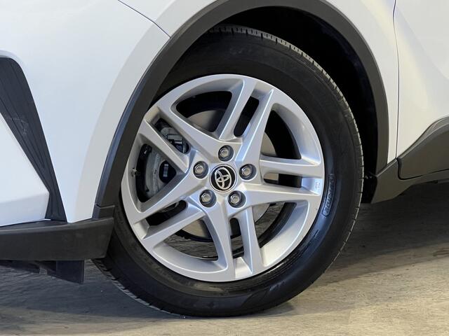 Toyota C-HR 1.8 Hybrid Active | Navigatie/Android/Apple Carplay | LM Velgen 17" | Cruise Control Adaptief | Airco Automatisch | LED Koplampen |