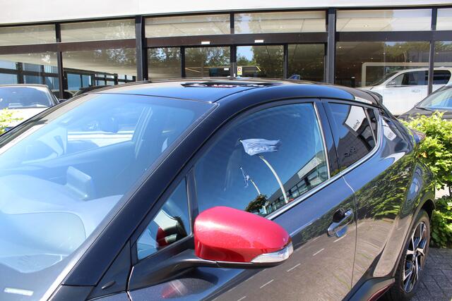 Toyota C-HR 1.8 Hybrid Bi-Tone | Rijklaar | Stoel-/stuurverw. | Blind Spot | Trekhaak | PDC | Camera | All-season | Adap.cruise