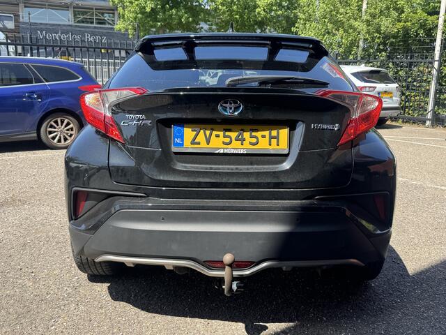 Toyota C-HR 1.8 Hybrid Style // NAVI // CAMERA // ADAPTIVE CRUISE // STOELVERWARMING // CLIMA // TREKHAAK //