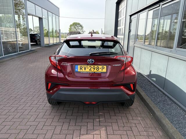 Toyota C-HR 1.8 VVT-i Hybrid Dynamic Automaat CAMERA/NAVI/CLIMA/ADAPT.CRUISE