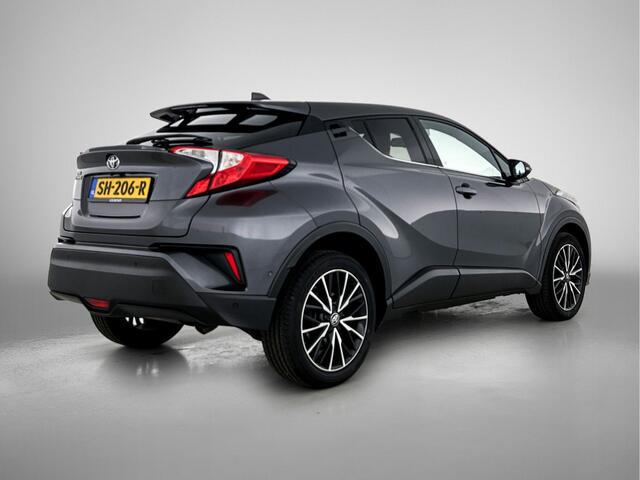 Toyota C-HR 1.2 Executive | 1300 kg trekgewicht! | Achteruitrijcamera | Stoelverwarming | Bluetooth