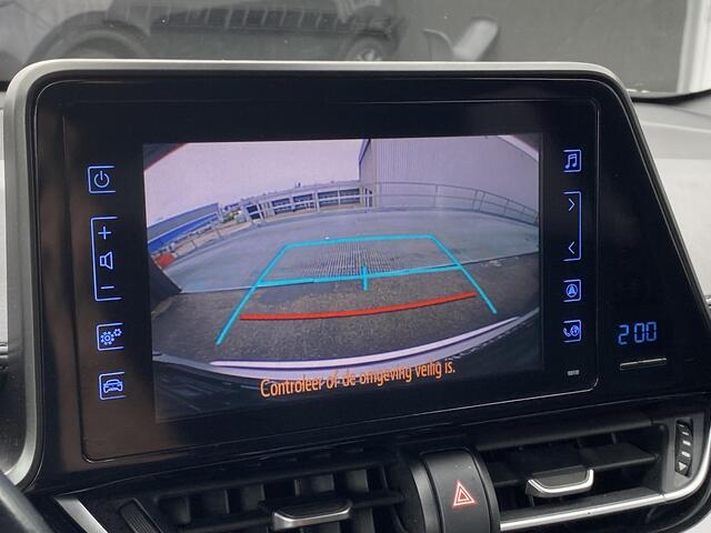 Toyota C-HR 1.8 Hybrid Active Navigatie, achteruitrij camera, adaptieve cruise control, keyless entry- & start, automaat!