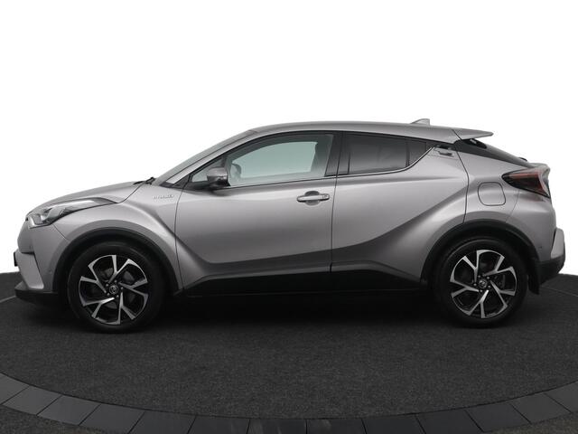Toyota C-HR 1.8 Hybrid Premium | Stoelverwarming | Leder/stoffen bekleding | Parkeersensoren |
