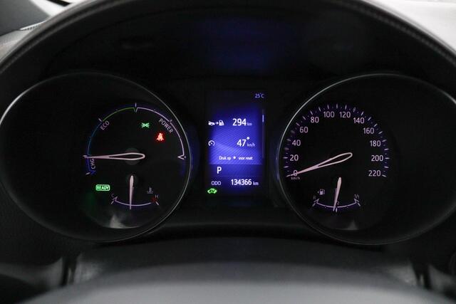 Toyota C-HR 1.8 Hybrid Premium | Stoelverwarming | Leder/stoffen bekleding | Parkeersensoren |