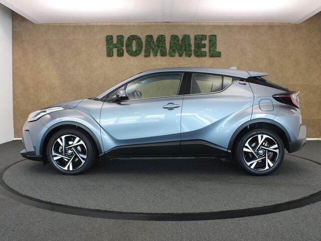Toyota C-HR 1.8 Hybrid Dynamic - ORIGINEEL NEDERLANDSE AUTO - CRUISE CONTROL ADAPTIEF - APPLE CARPLAY/ANDROID AUTO - DODEHOEKDETECTIE - NAVIGATIE FULL MAP - KEYLESS ENTRY/START - LICHTMETALEN VELGEN 18 INCH - PARKEERSENSOREN VOOR + ACHTER